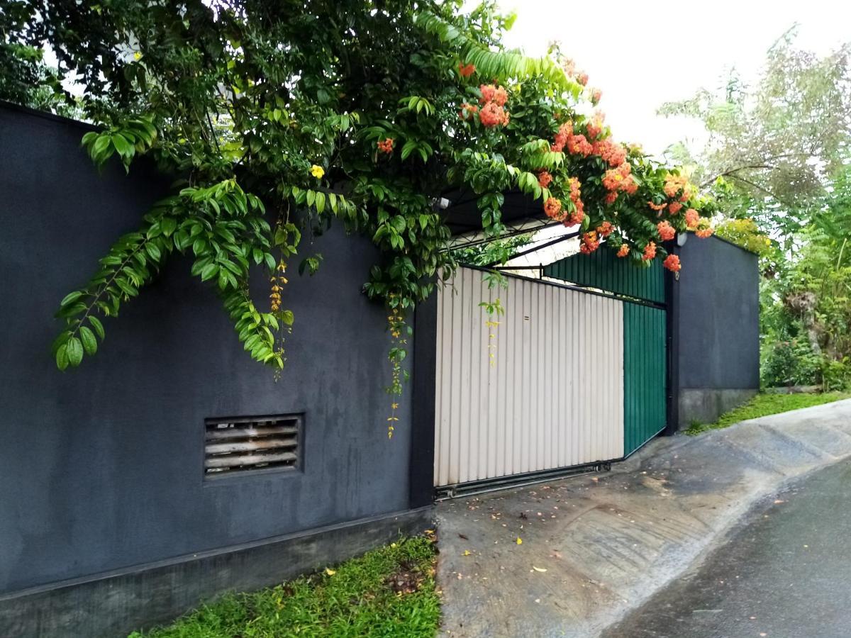 Hotel Sunny Side 89 Galle Exterior foto