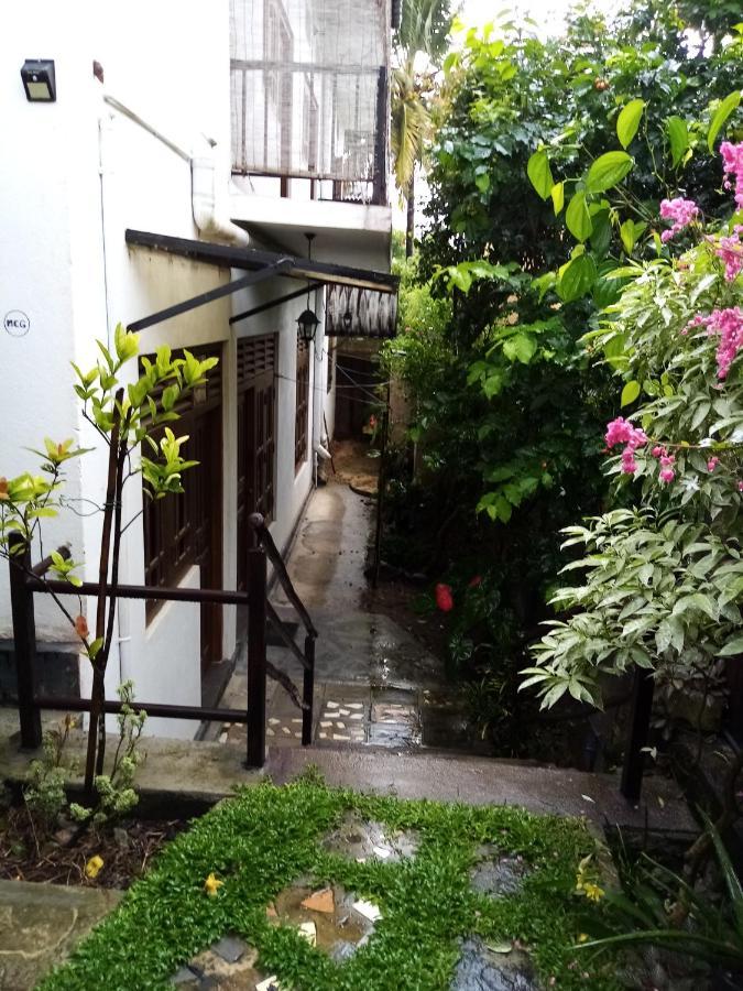 Hotel Sunny Side 89 Galle Exterior foto