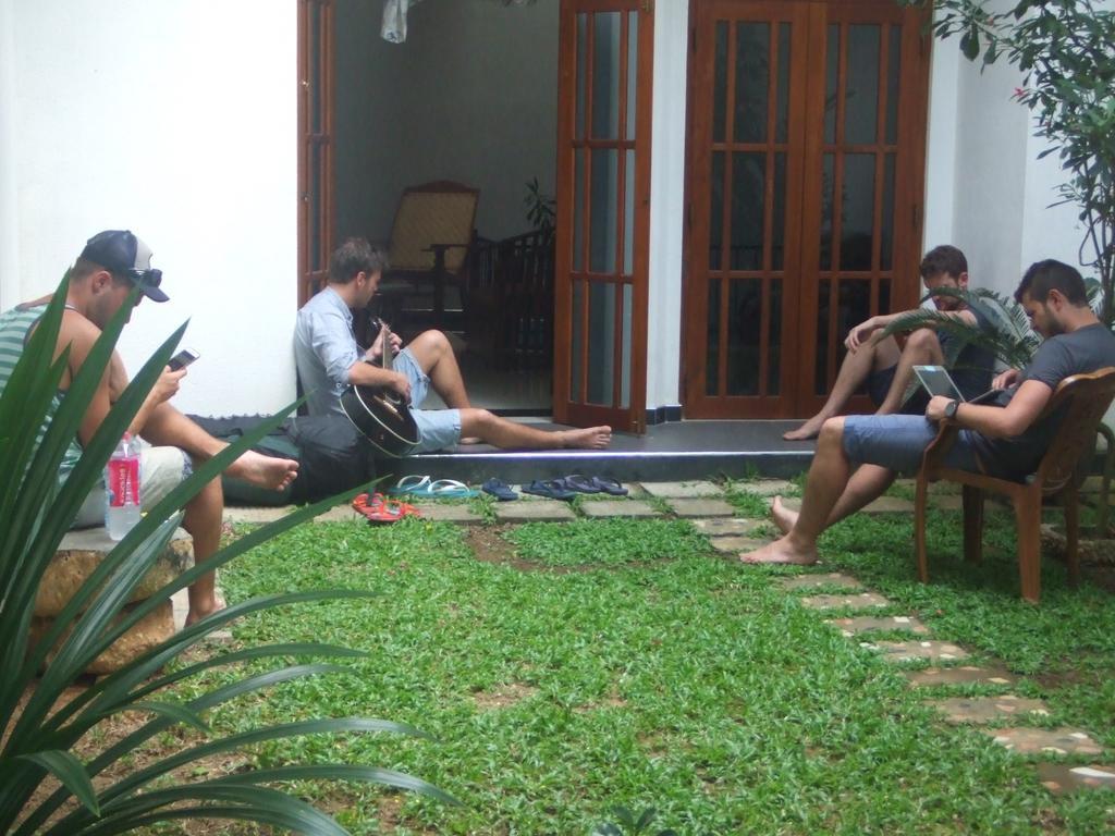 Hotel Sunny Side 89 Galle Exterior foto